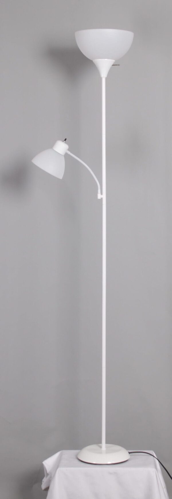 (4 pack) Mainstays 72" White Combo Floor Lamp with Reading Lamp, Modern Design - Image 5